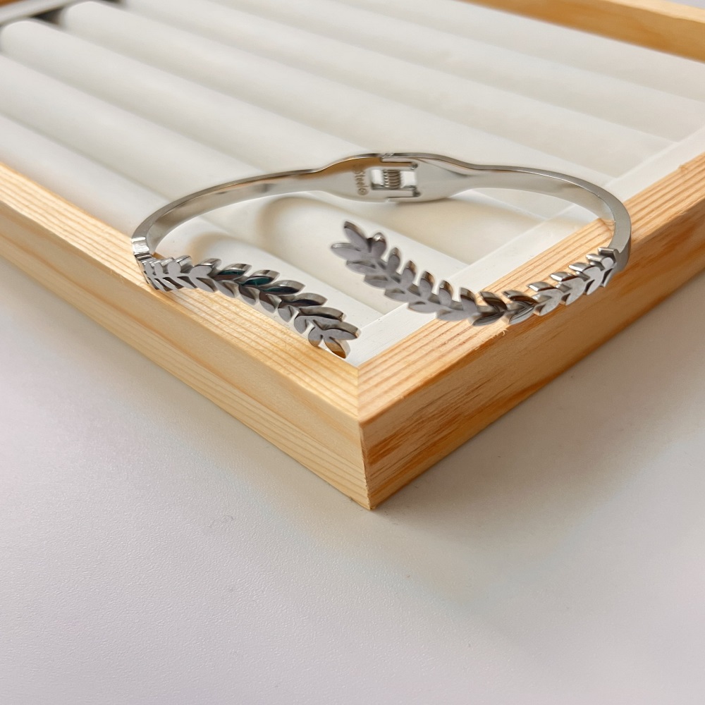 Βραχιόλι χειροπέδα ασημί  φτερά