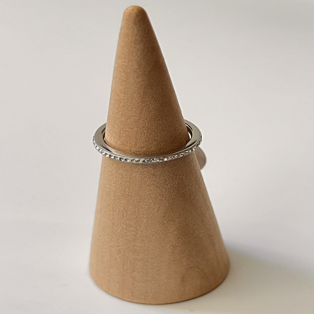 Δαχτυλίδι ασημί  βεργάκι με στρασάκια