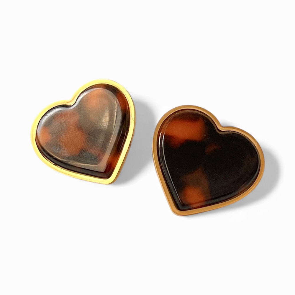 Σκουλαρίκια καρδιάς τιγρέ με χρυσό πλαίσιο - Image 2